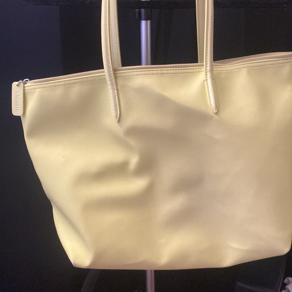 Neon green Lacoste bag - Picture 3 of 3